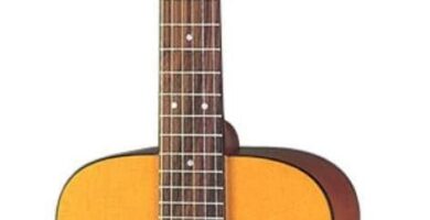 Yamaha JR1 - Guitarra acústica con funda guitarrasacusticaselectricas.com
