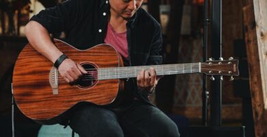 Yamaha STORIA III Guitarra Western electroacústica con un sonido envolvente bodegon guitarrasacusticaselectricas.com